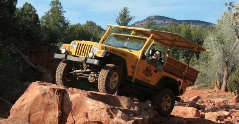 Sedona: PRIVATE Extreme Diamondback Gulch 4x4 Jeep Tour - The Scenic Views of Red Rock Range and Geological Landmarks