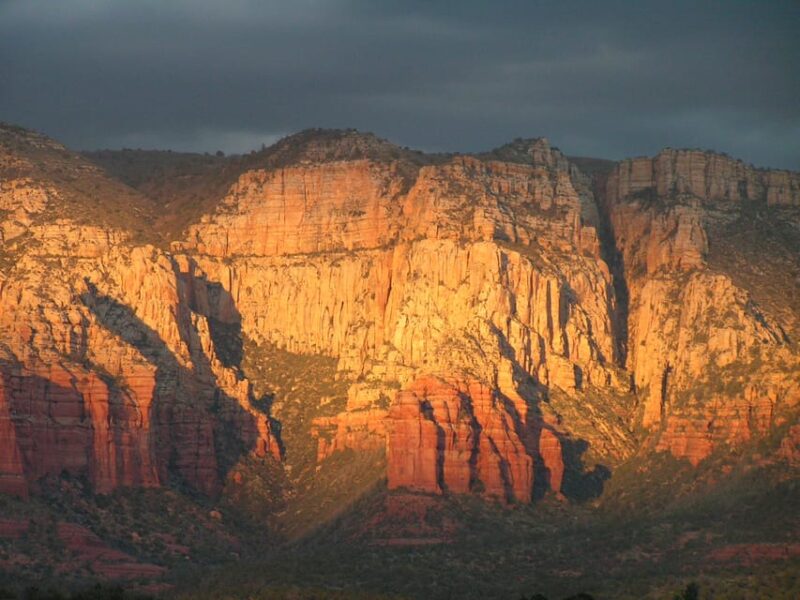 Sedona: PRIVATE Pavement 2-Hour Highlights Jeep Tour - Experience Sedonas Iconic Red Rocks on a Private 2-Hour Jeep Tour