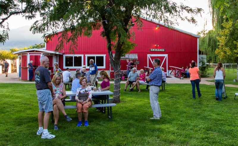 Sedona: Western Dinner Theater and Town Experience - The Western Stage Show by the Blazin M Wranglers