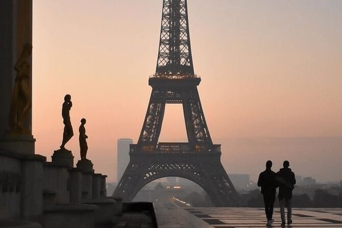 See 15 plus Paris Sights Tour and Fun Perfume Experience - Explore Paris with an All-in-One Sightseeing and Perfume Tour for $54.75