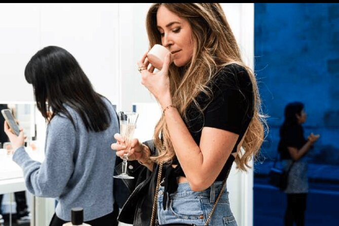 See 15 plus Paris Sights Tour and Fun Perfume Experience - The Route Through Paris’s Most Famous Landmarks