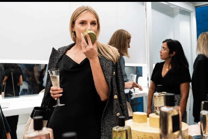 See 15 plus Paris Sights Tour and Fun Perfume Experience - The Unique Perfume Experience at LAtelier Parfum