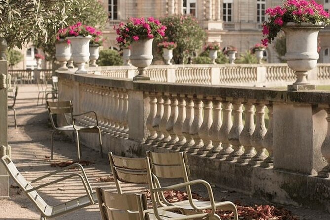 See 15 plus Paris Sights Tour and Fun Perfume Experience - Guided Tour Quality and Personalization