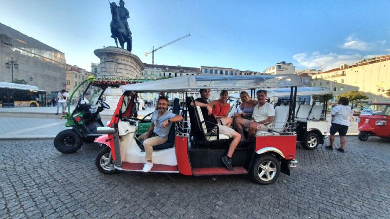 SEE MORE, FEEL MORE: Lisbon tuk-tuk Tour - Scenic Viewpoints and Photo Opportunities Throughout the Day