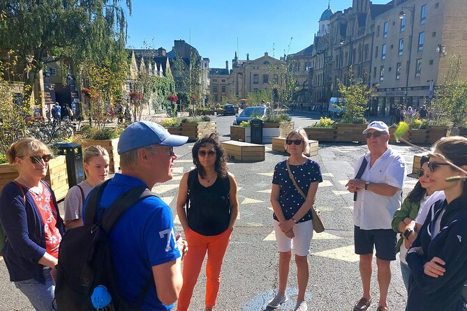 See Oxford's top sights in a small group with a local guide - Visit the Historical Site of Oxford’s Martyrs