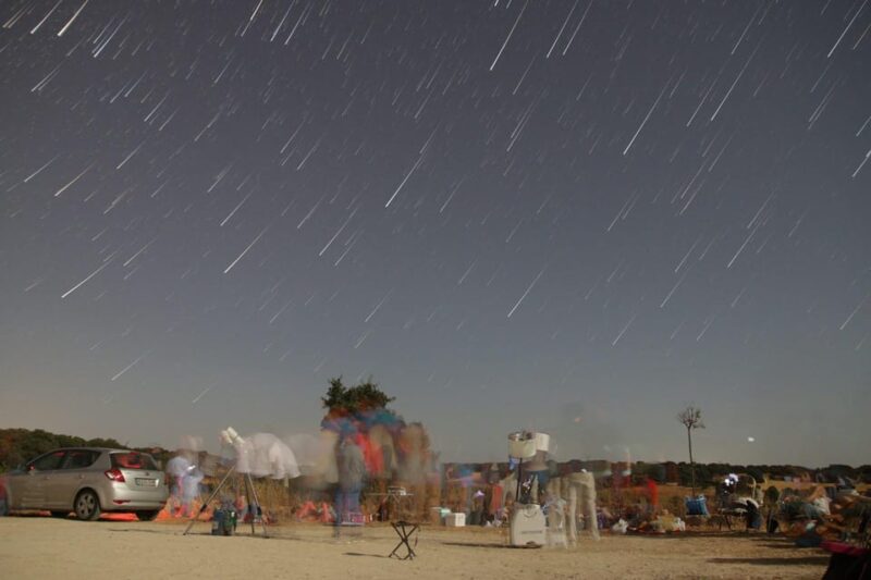 See the Perseid meteor shower in Madrid - Timing and Pacing of the Night