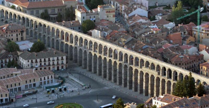 Segovia: 3-Hour Private Walking Tour - Explore Segovias Iconic Landmarks with a Private Guide