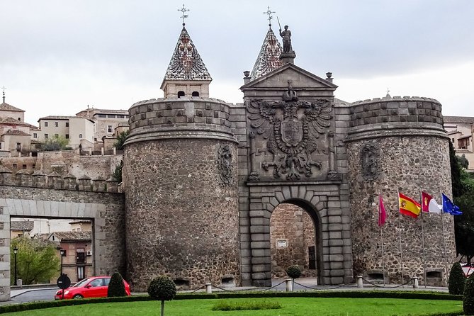 Segovia, Avila & Toledo: Small Group Guided Tour from Madrid - Avila: Medieval Walls and Roman Roots