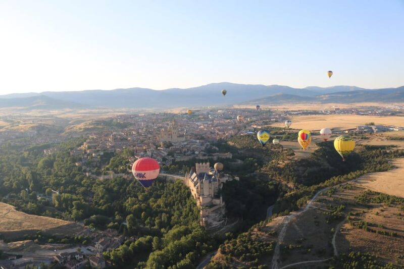 Segovia: Hot Air Balloon Flight with Picnic and Cava - Exploring Segovia’s Landmarks from the Air