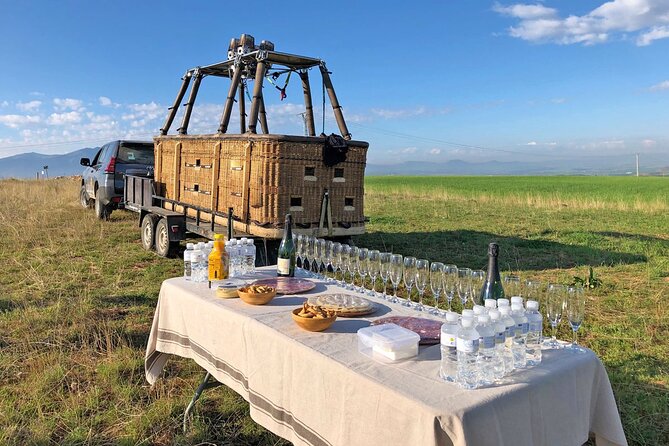 Segovia Hot Air Balloon from Madrid - Key Points