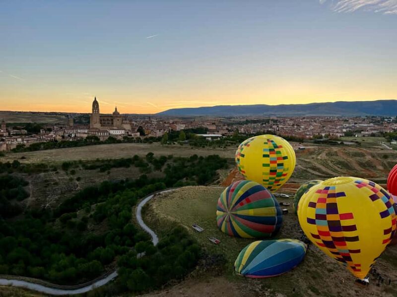 Segovia: Hot-air balloon ride with cava toast - Safety, Professionalism, and Experience