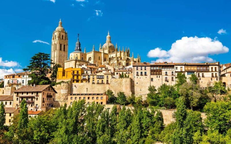 Segovia: Private 2-Hour Walking Tour with Local Tasting - Segovia: Private 2-Hour Walking Tour with Local Tasting