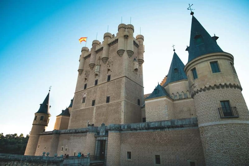 Segovia: Private Tour from Madrid by Minivan - Experience the Best of Segovia in Comfort and Style