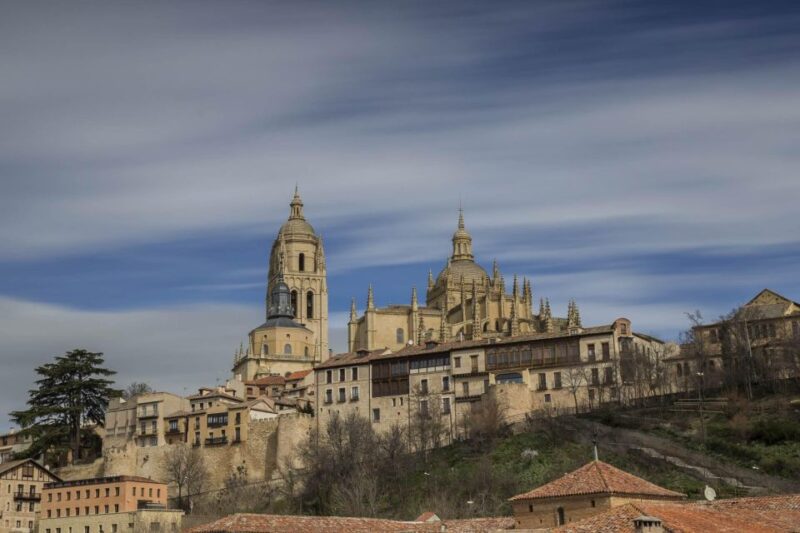 Segovia: Self-Guided Audio Tour on Your Phone - How the Self-Guided Tour Works in Segovia