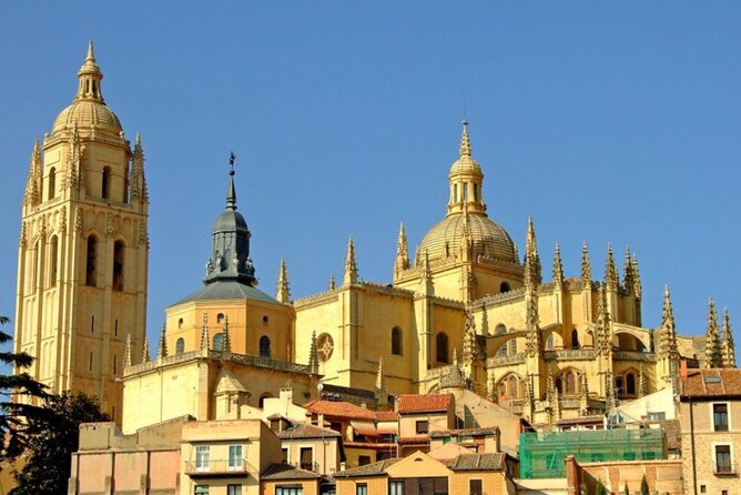 Segovia & Toledo Full Day Tour from Madrid with Optional Alcazar - Exploring Segovia’s Iconic Roman Aqueduct and Castle