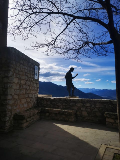 Segura de la Sierra: Highlights Walking Tour - Concluding at the Town Hall
