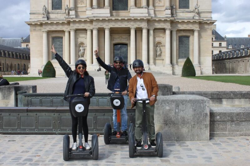 Segway private tour of 1.5 hour - Crossing the Iconic Alexandre III Bridge