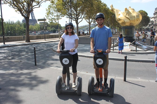 Segway tour Monumental - Marveling at Paris Landmarks: Stops and Highlights
