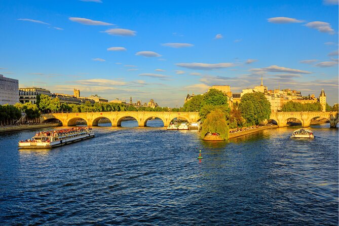 Seine River Cruise flexible ticket with Audio in Paris - 1 Hour - Comparing This Tour to Other Seine River Experiences