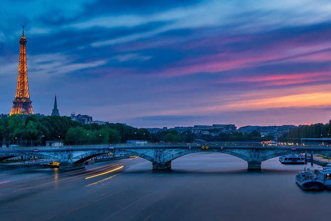 Seine River Cruise & French Crepe Tasting by the Eiffel Tower - Who Should Book This Tour