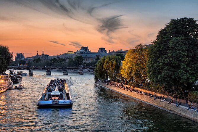 Seine River Cruise with Commentary 1 Hour - Experience the Best Value Seine River Cruise in Paris