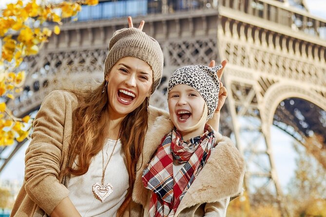 Seine River Guided Cruise with Kids by Vedettes de Paris - Key Points