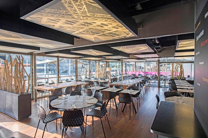 Seine River Sightseeing Cruise and Lunch at Le Bistro Parisien - Highlights of the Seine Cruise Landmarks