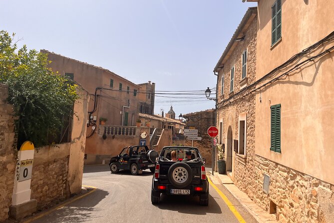 Self Drive 4x4 Off Road Jeepsafari Tour Mallorca - What Makes the Jeeps and Equipment Special?