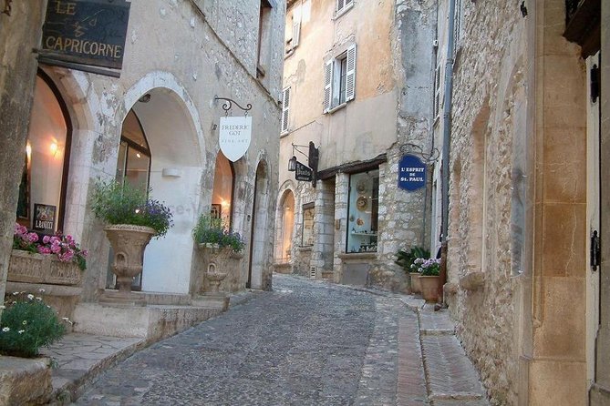 Self Guided Antibes, Cannes & Saint Paul de Vence from Nice - Saint Paul de Vence: Hilltop Art and Panoramic Vistas