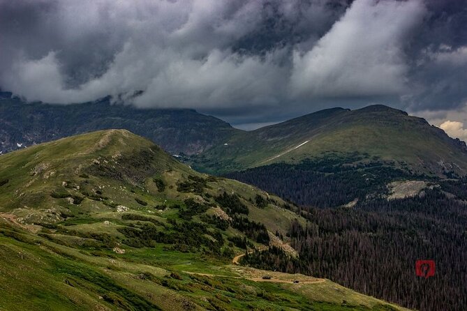 Self-Guided Audio Driving Tour in Rocky Mountain National Park - The Many Parks Curve Overlook and Glacial Terrain