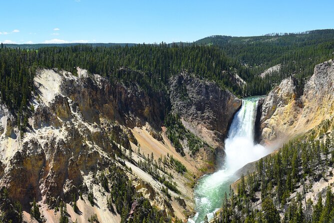 Self-Guided Audio Driving Tour in Yellowstone National Park - Wildlife and Scenic Views in Hayden Valley and West Thumb