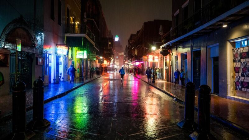 Self Guided Audio Ghost Tour in New Orleans in 6 Languages - Accessibility and Ease of Use