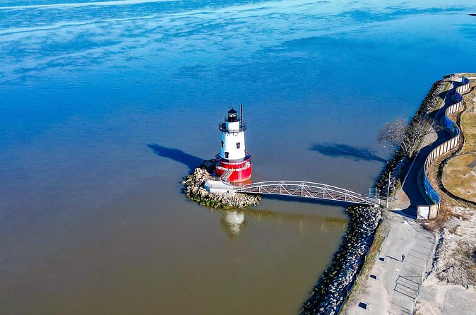 Self Guided Audio Ghost Tour of Sleepy Hollow - The Old Dutch Church and Its Eerie Burying Ground