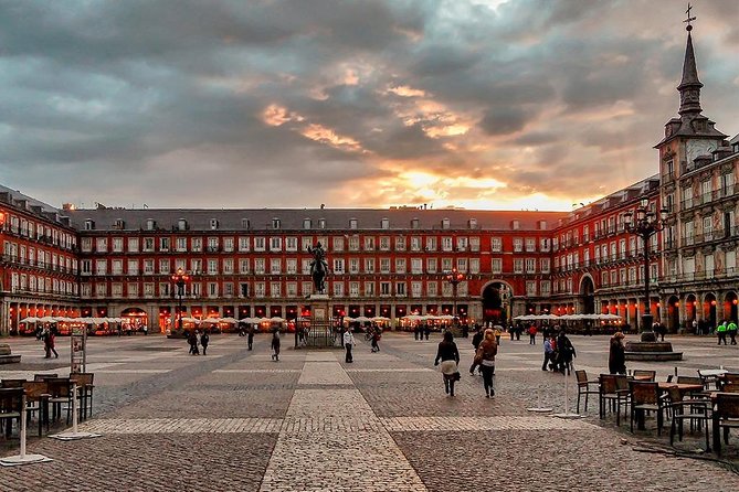 Self-Guided Audio Tour - Ghosts of Madrid: History and terror - Flexibility and Booking Insights