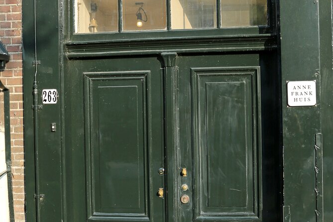 Self-Guided Audio Tour Holocaust Series: The Jewish Quarter - The Role of the Jewish Museum and Final Stop