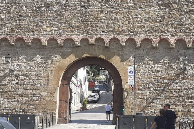 Self Guided Audio Tour of Florence Medieval Sights - Visiting San Salvatore al Monte and the Cemetery