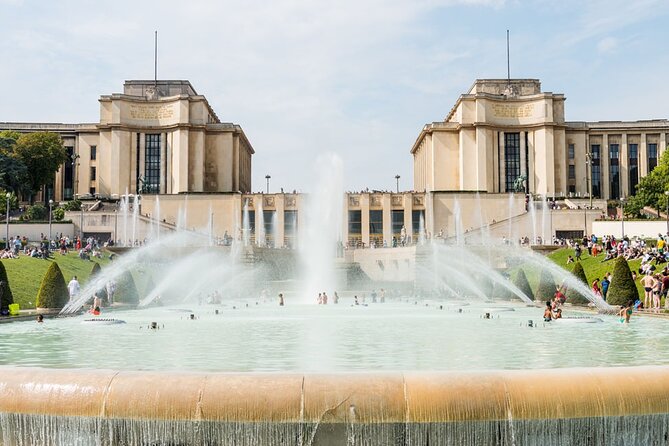 Self-Guided Audio Tour -The Eiffel Tower, Exterior - Practical Details: Meeting Points and Accessibility