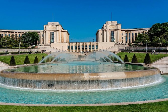 Self-Guided Audio Tour -The Eiffel Tower, Exterior - The Experience from SOUNDWALKRS