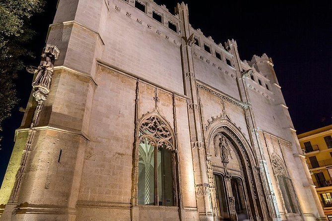 Self-Guided Audio Tour - The Kingdom of Mallorca - End Point at Plaça de la Drassana