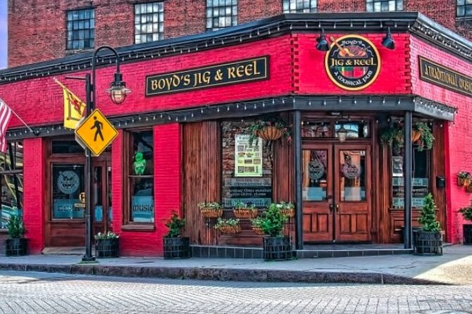 Self-Guided Bar Hunt: Swell Times in Scruffy City - Key Points