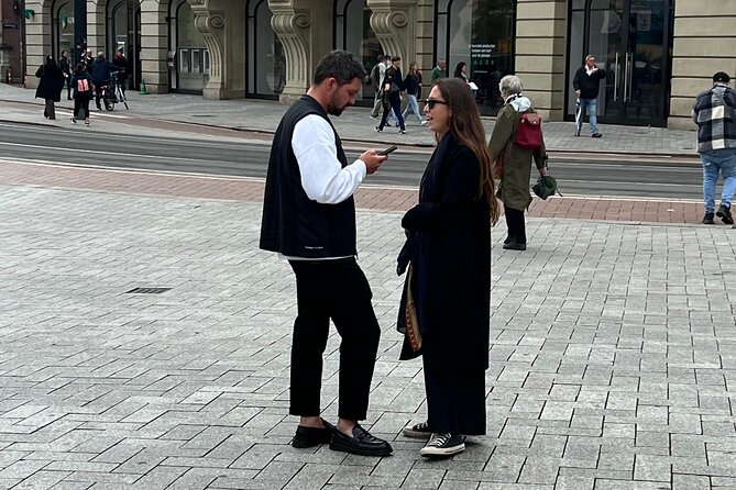 Self-guided city walking tour in Amsterdam - Discovering the Anne Frank House and Rozengracht