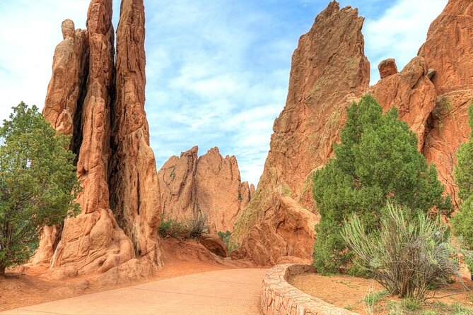 Self Guided Driving and Walking Tour in Garden of the Gods - Limitations and Considerations