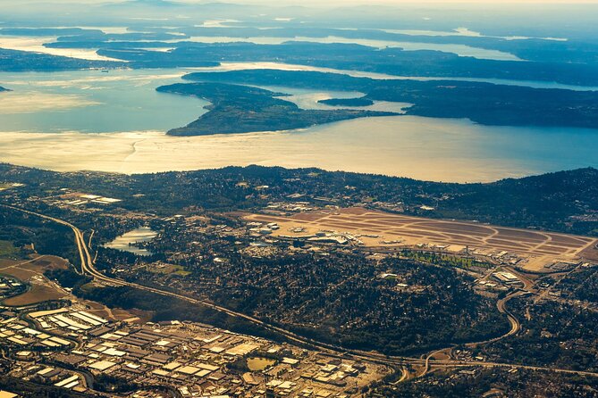 Self Guided Driving Audio Tour of Mount Rainier National Park - Be Dazzled by Comet Falls’ Towering Cascade