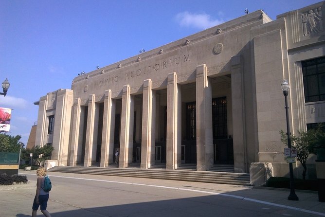 Self-Guided Grand Rapids Scavenger Hunt: Round River City - The Experience’s Strengths and Limitations