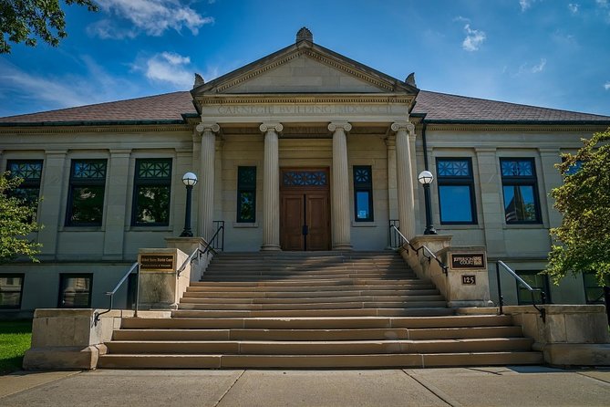 Self-Guided Green Bay Scavenger Hunt: Victory In Titletown - Physical Requirements and Accessibility