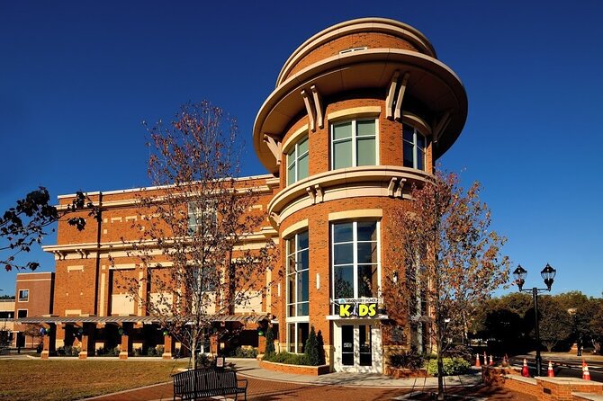 Self-Guided Huntersville Scavenger Hunt: Happy Huntersville - Key Points