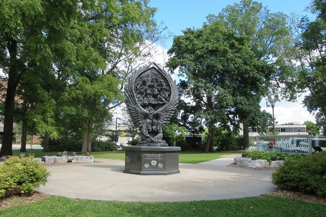 Self-Guided Kitchener Scavenger Hunt: The Kingdom of Kitchener - Suitable for a Wide Range of Participants