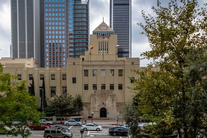 Self-Guided LA Scavenger Hunt: The Wonders Of Downtown LA - Navigating Downtown LA with a Self-Guided App