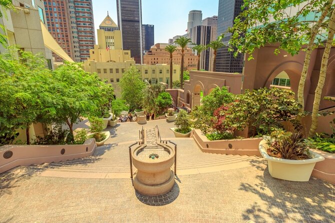 Self-Guided LA Scavenger Hunt: The Wonders Of Downtown LA - Who Will Enjoy This LA Adventure?