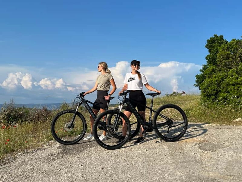 Self-guided mountain bike tour (non-electric) - Key Points